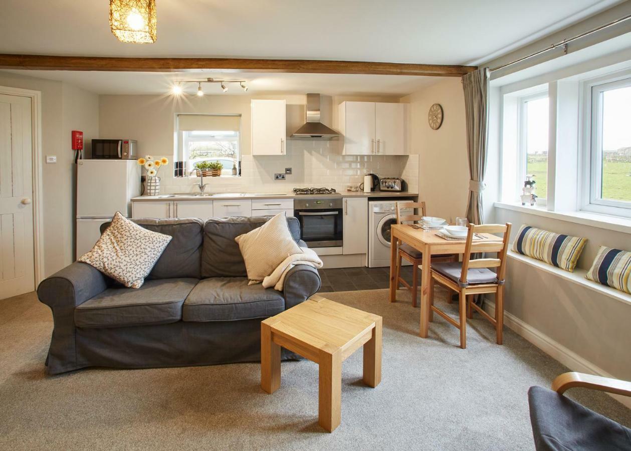 Host & Stay - Cosy Cottage Emley Luaran gambar