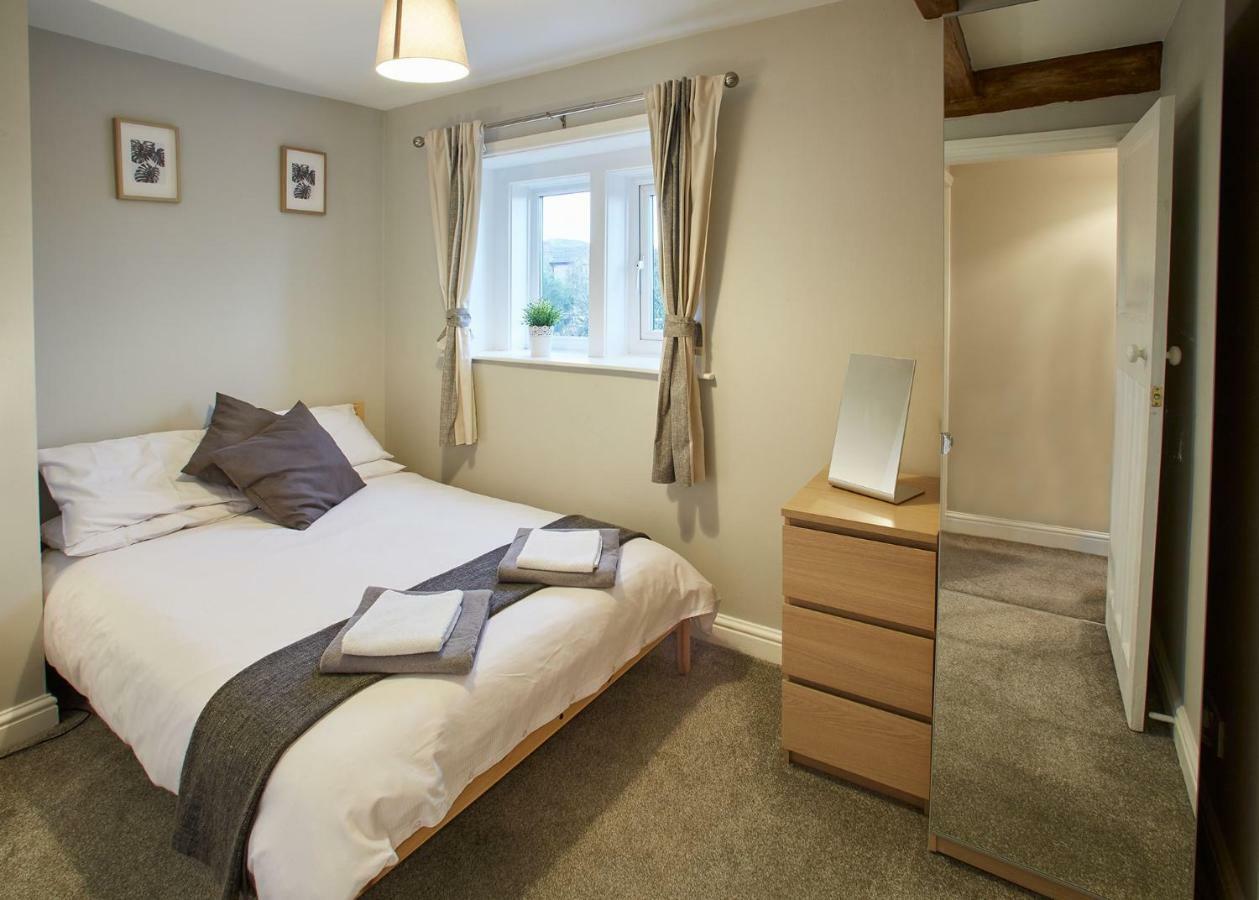 Host & Stay - Cosy Cottage Emley Luaran gambar