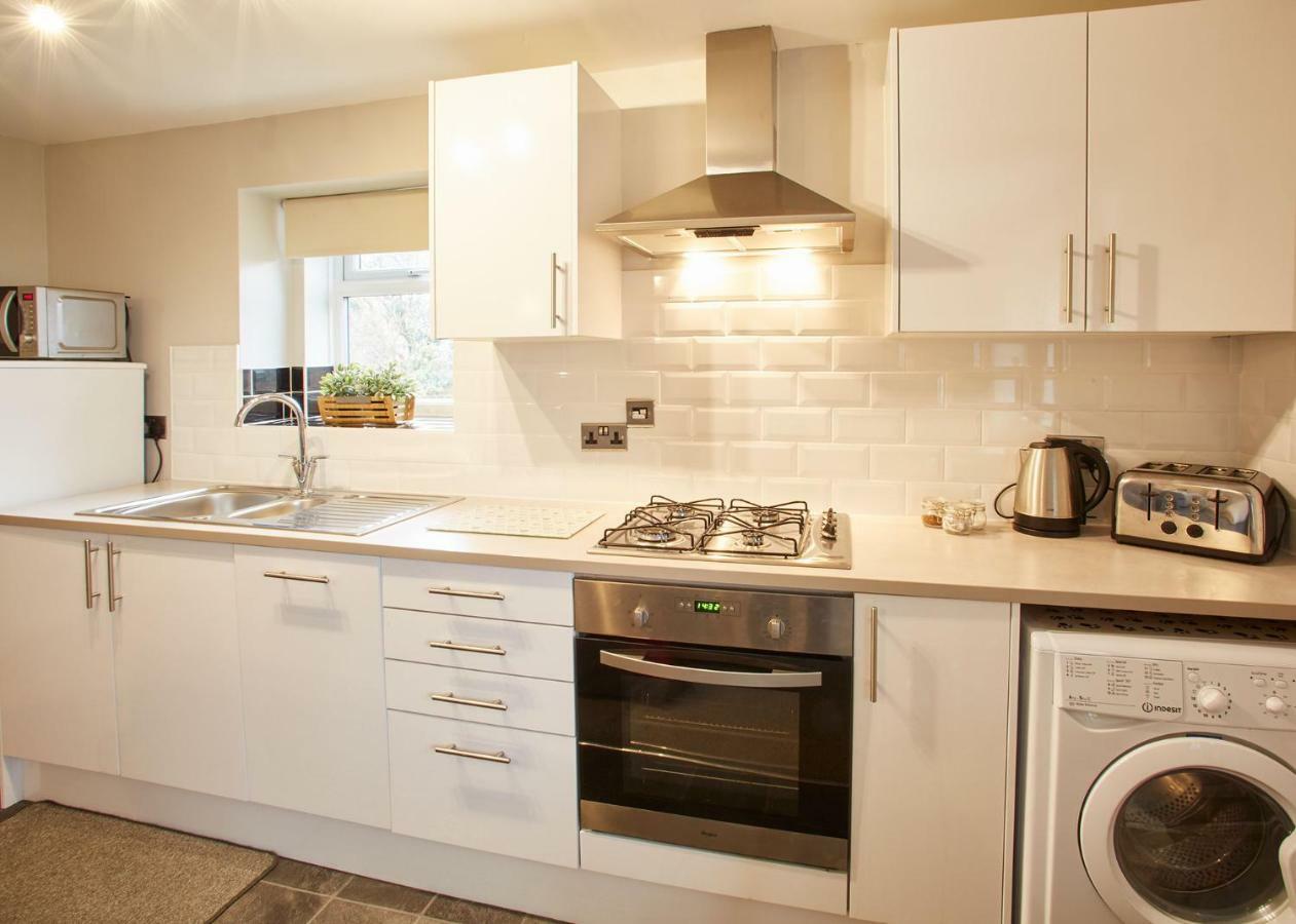 Host & Stay - Cosy Cottage Emley Luaran gambar